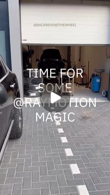 The Cayenne in front of the Raymotion workshop before the build: "Time for some @raymotion magic"